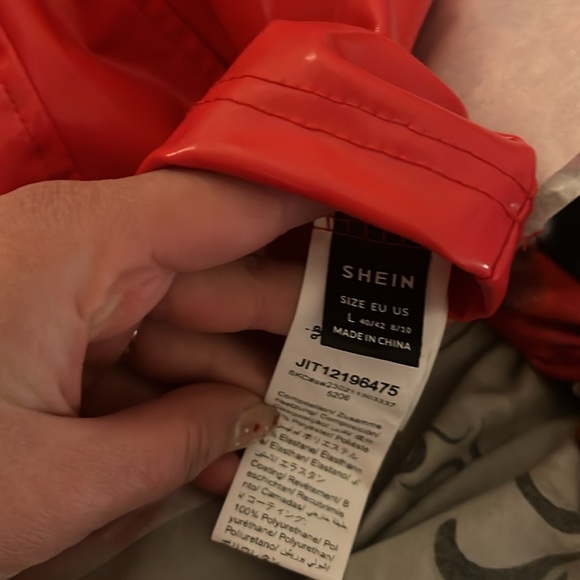 SHEIN faux patent leather like top (crop top) red size large new with bag - Picture 2 of 6